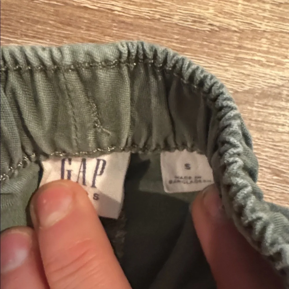 GAP Pants